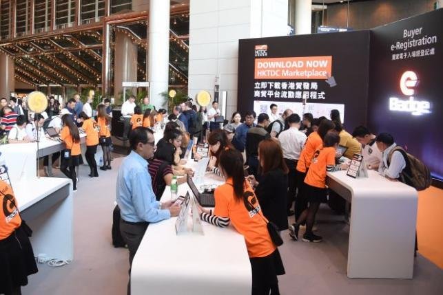 Latest smart lighting trends and technologies discussed at Hong Kong Spring Lighting Fair