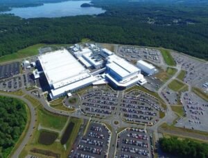 GLOBALFOUNDRIES moves Corporate Headquarters to Fab 8 Malta New York GLOBALFOUNDRIES moves Corporate Headquarters to Fab 8 Malta New York